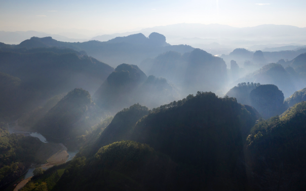 山外山，是什么模样？